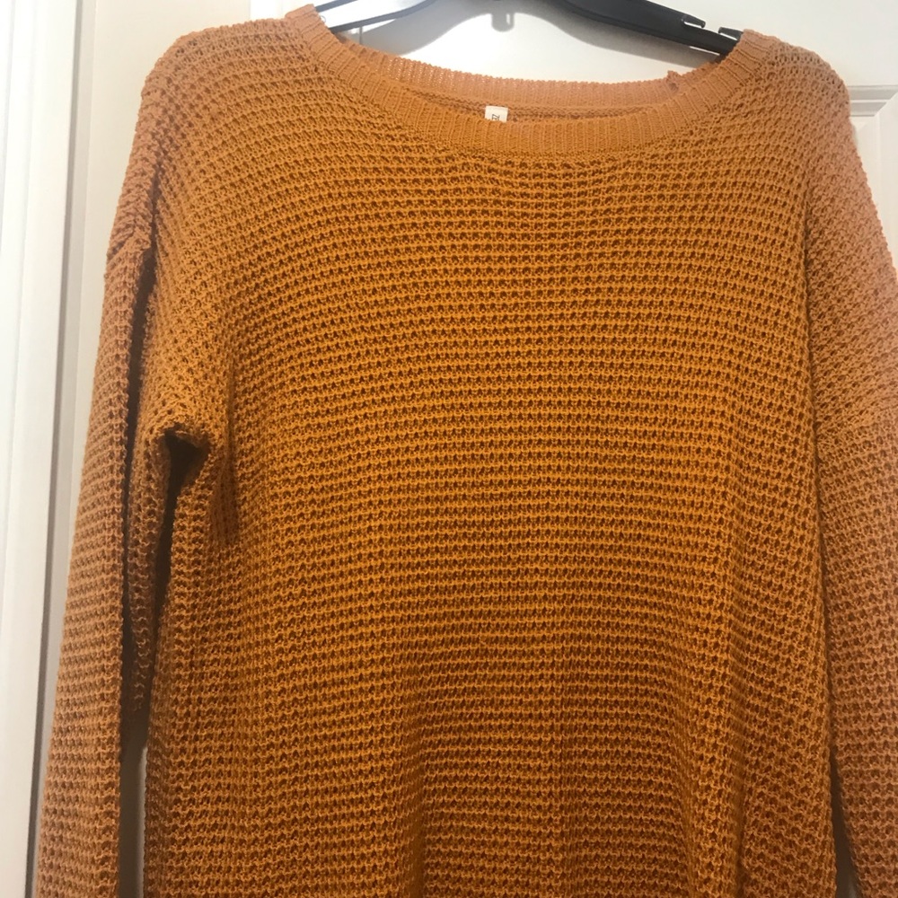 Boutique cable knit sweater